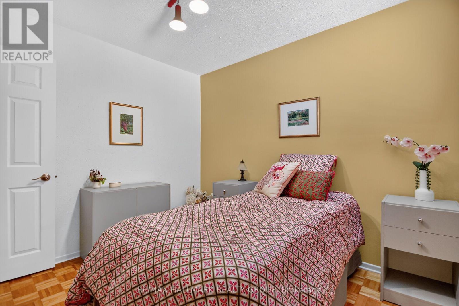 1592 Maxime Street Property Photo 20