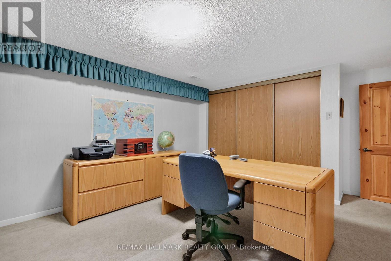 1592 Maxime Street Property Photo 23