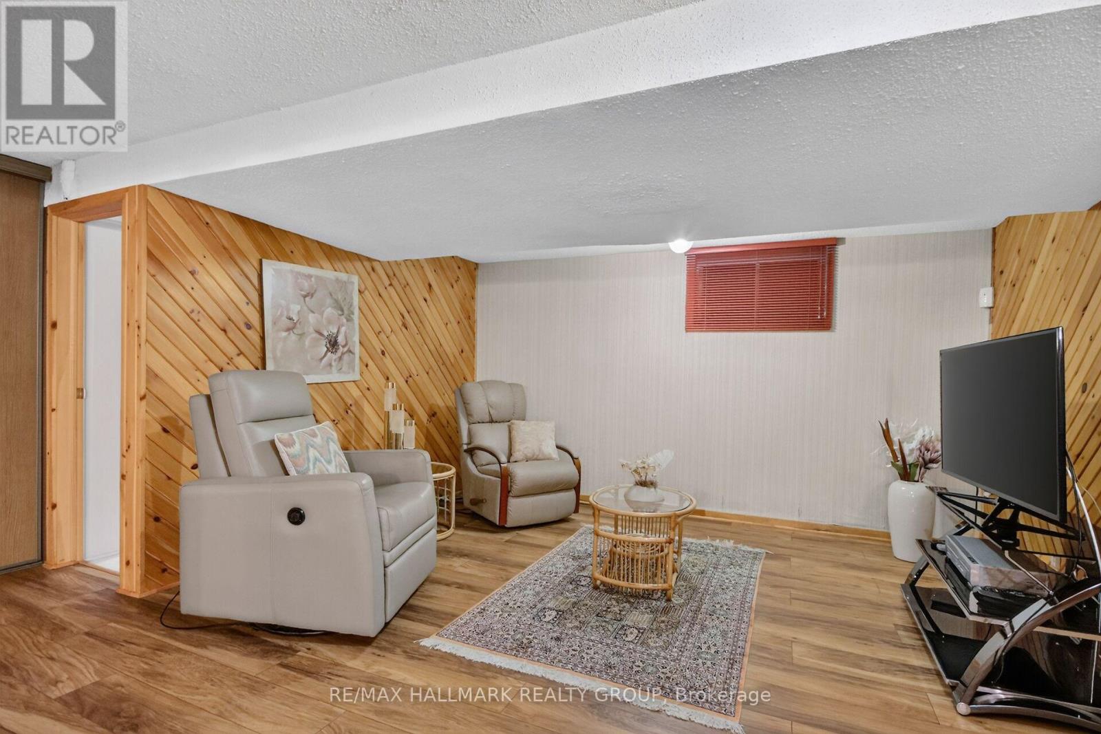 1592 Maxime Street Property Photo 25