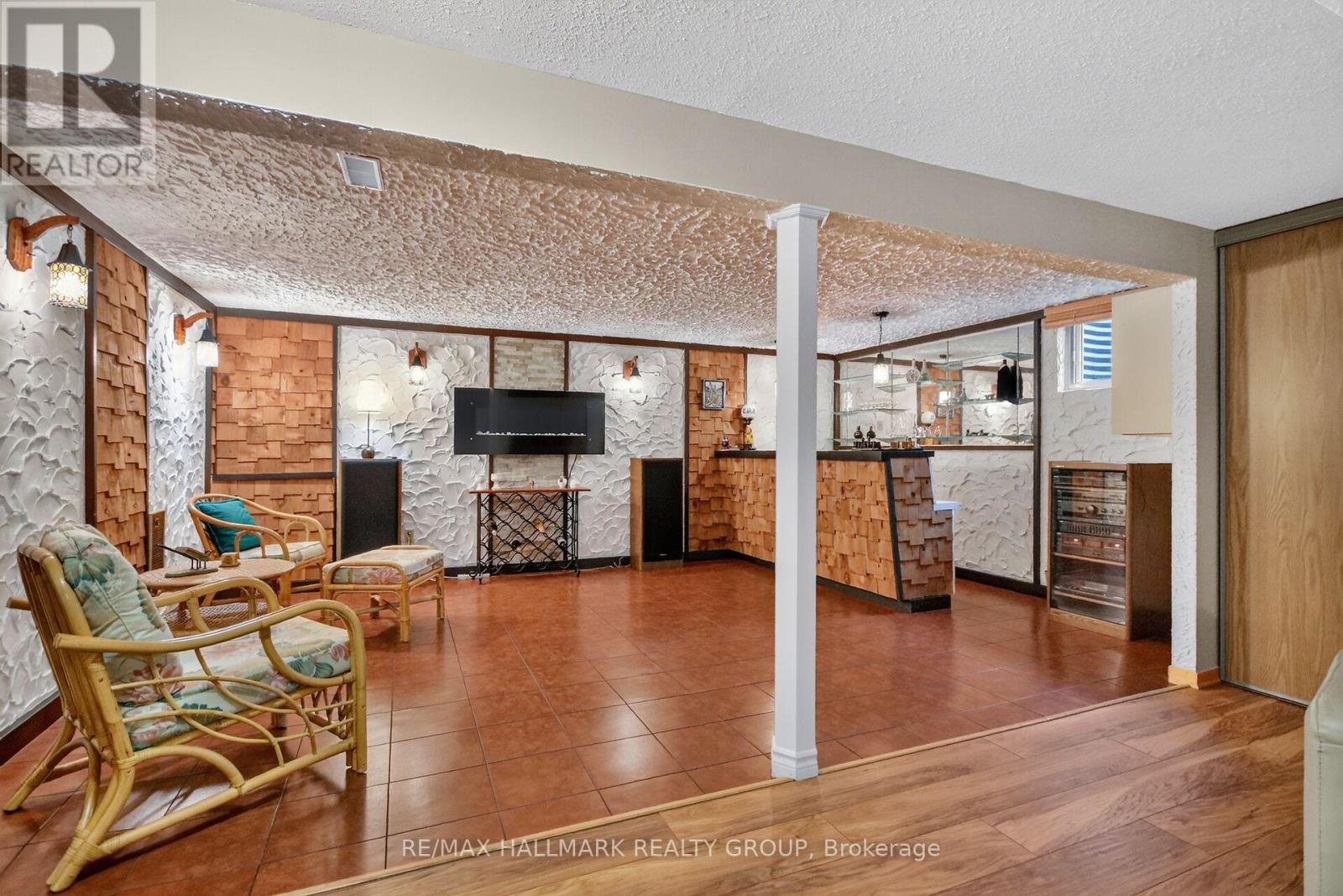 1592 Maxime Street Property Photo 26