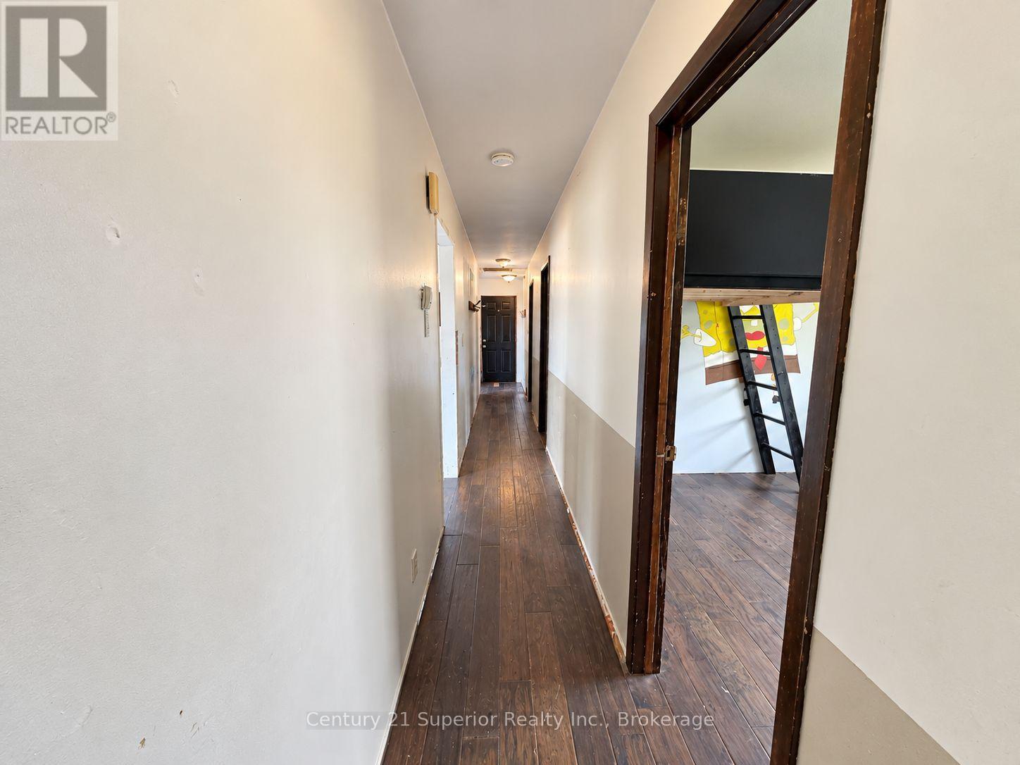 162 Greenmantle Drive Property Photo 14