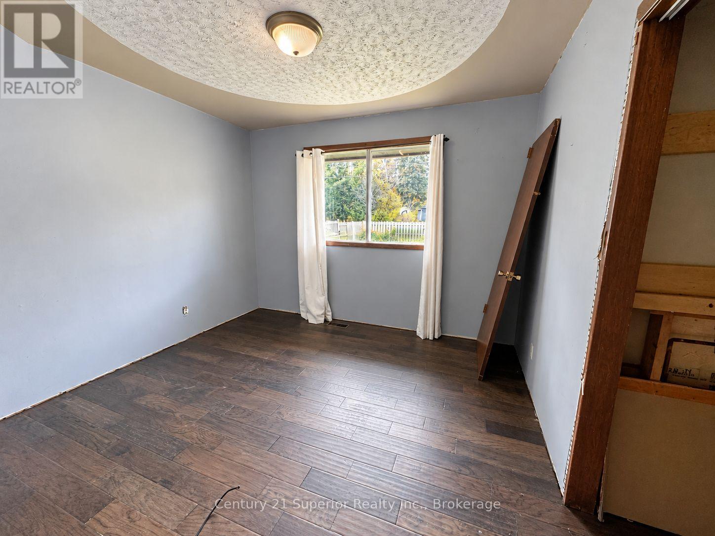 162 Greenmantle Drive Property Photo 15
