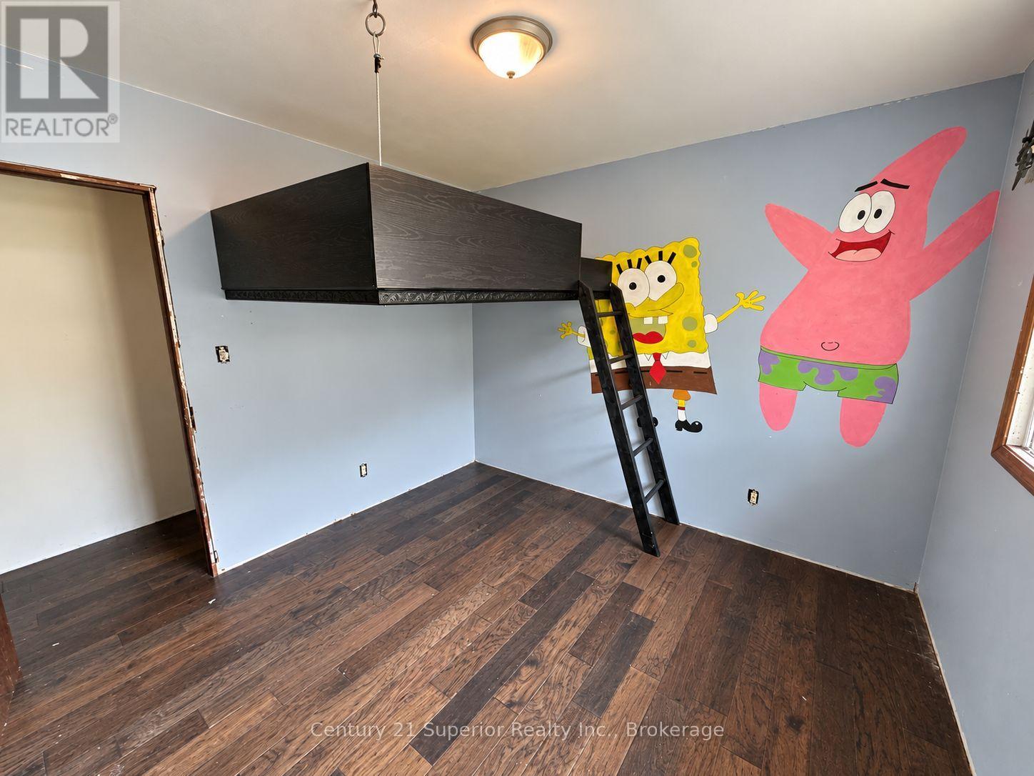 162 Greenmantle Drive Property Photo 17