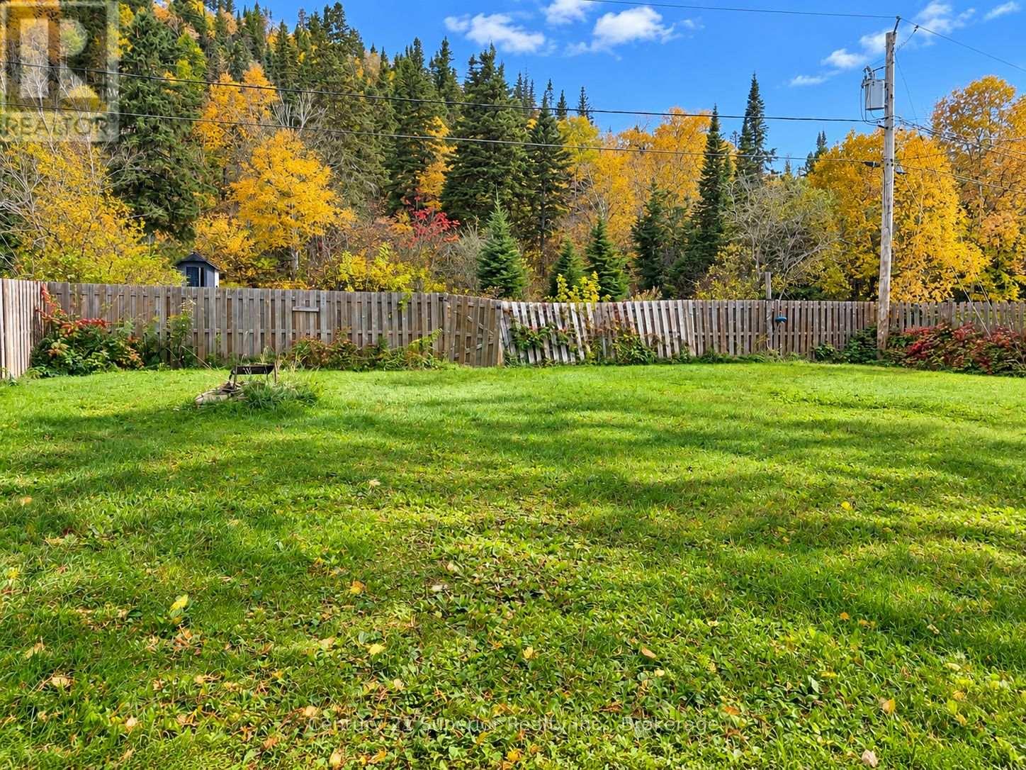 162 Greenmantle Drive Property Photo 40