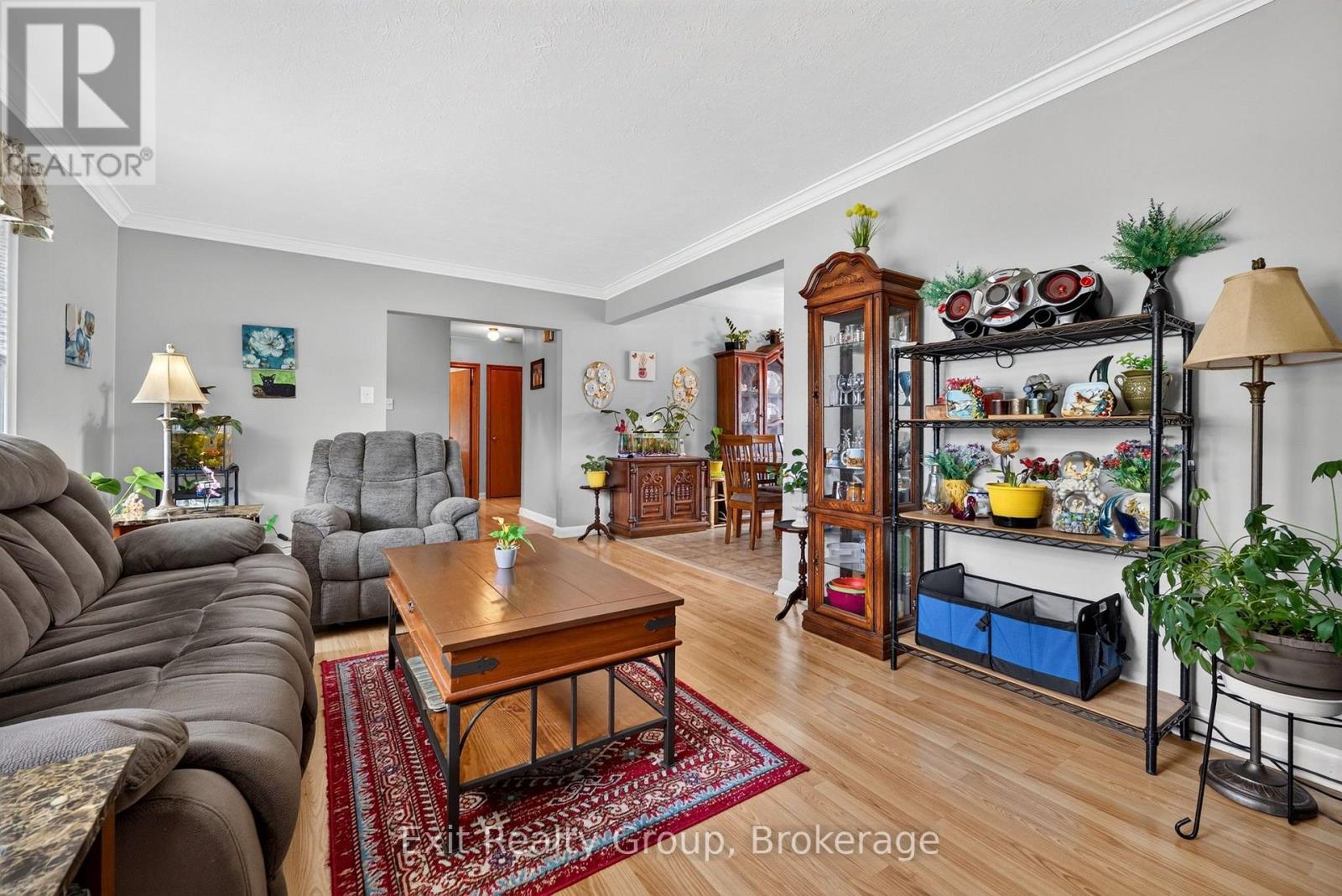 41 Second Avenue Property Photo 12