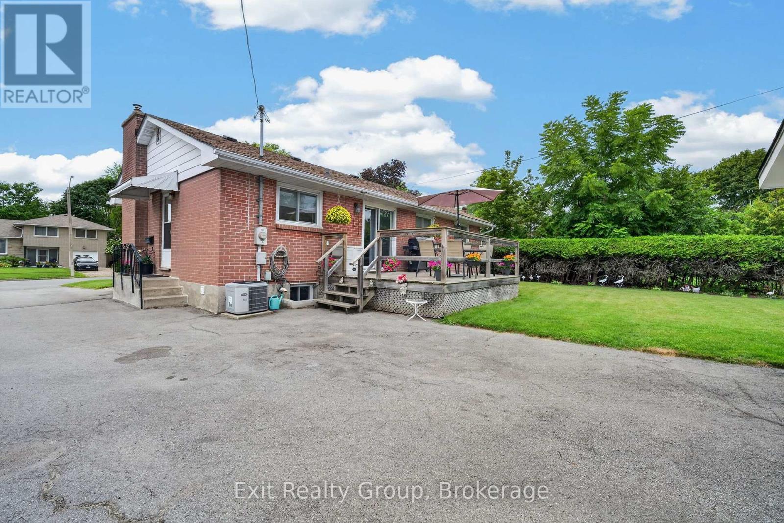 41 Second Avenue Property Photo 37