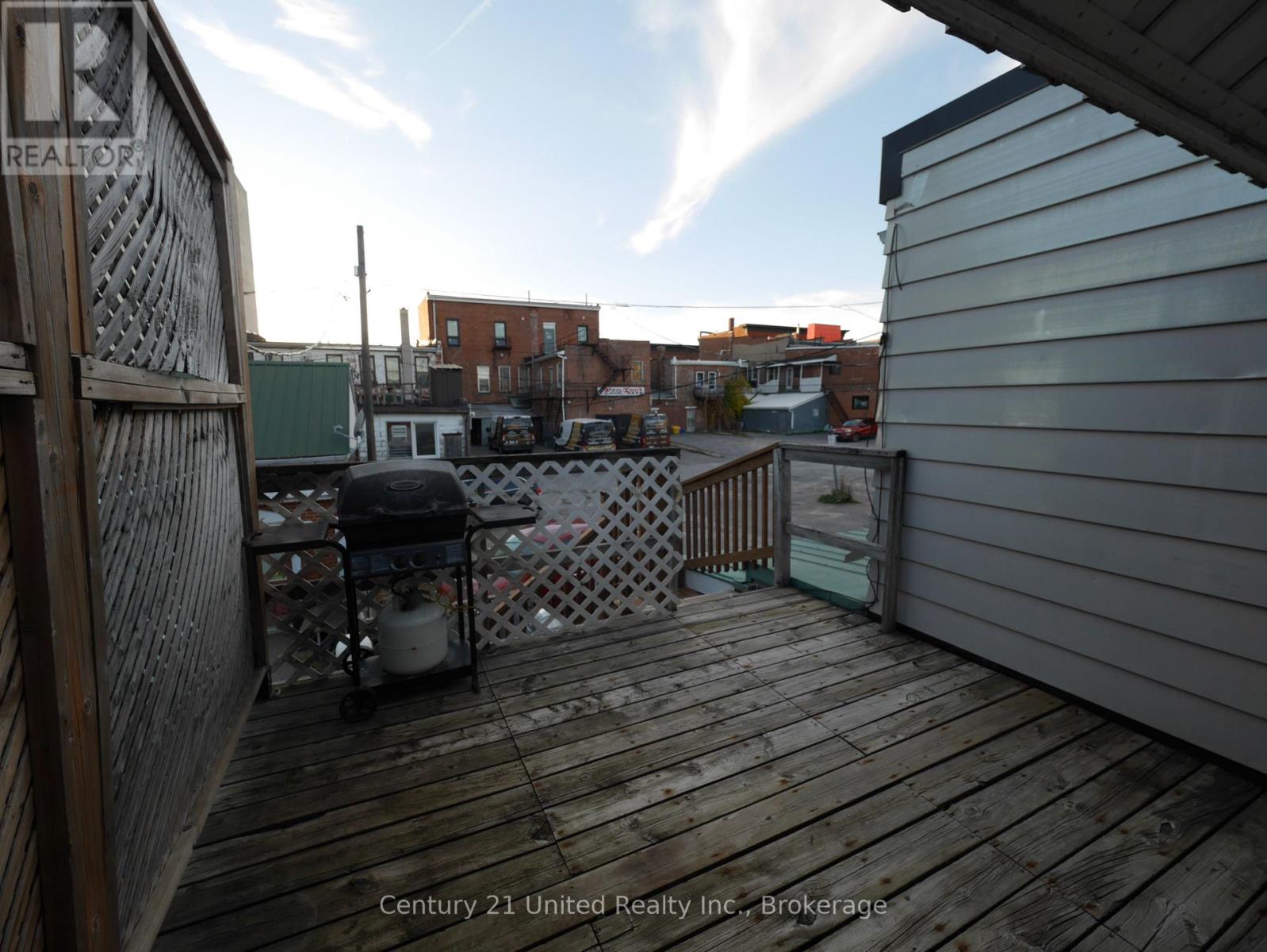 373a Queen Street Property Photo 13