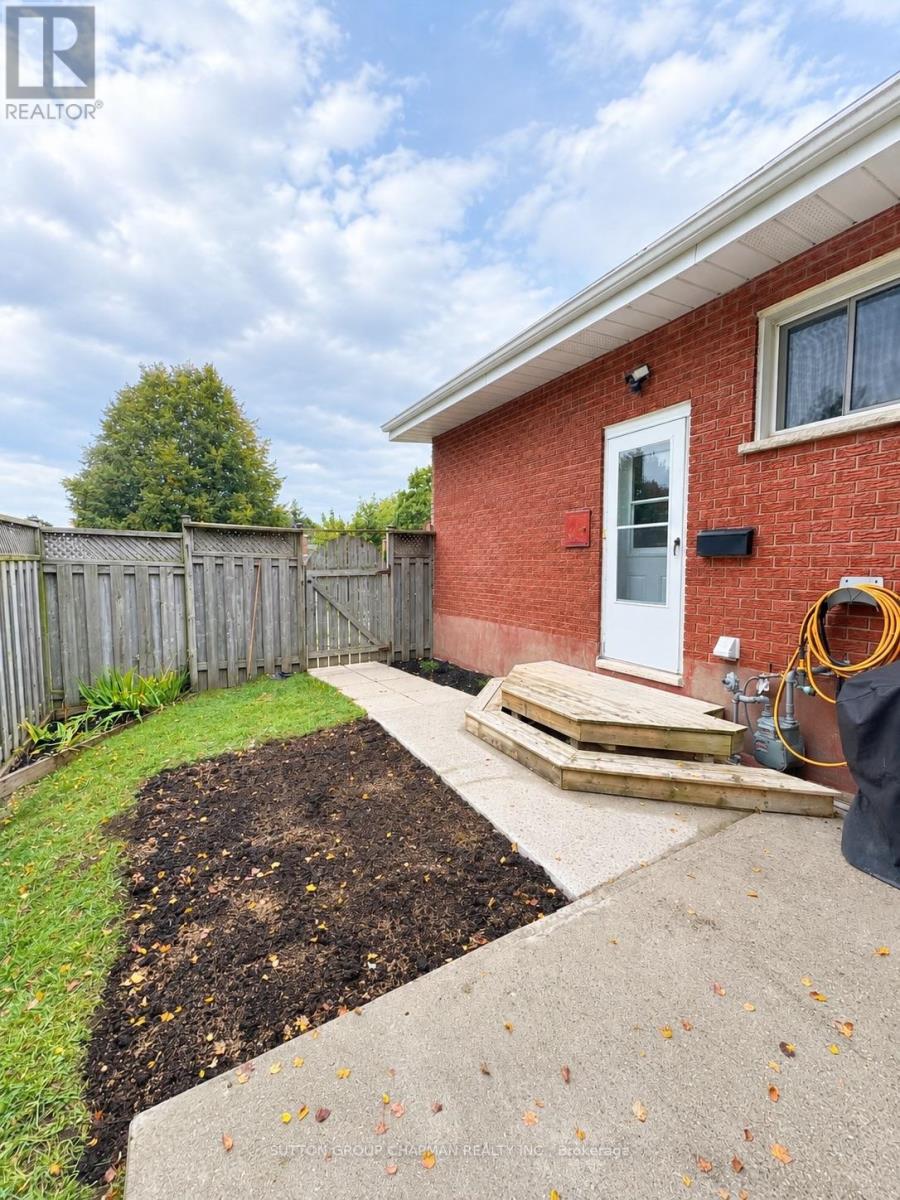 B - 43 Frontenac Road Property Photo 5