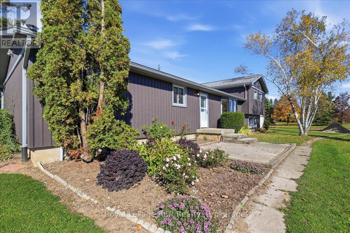7808 Sideroad 21 Side Road Property Photo 1