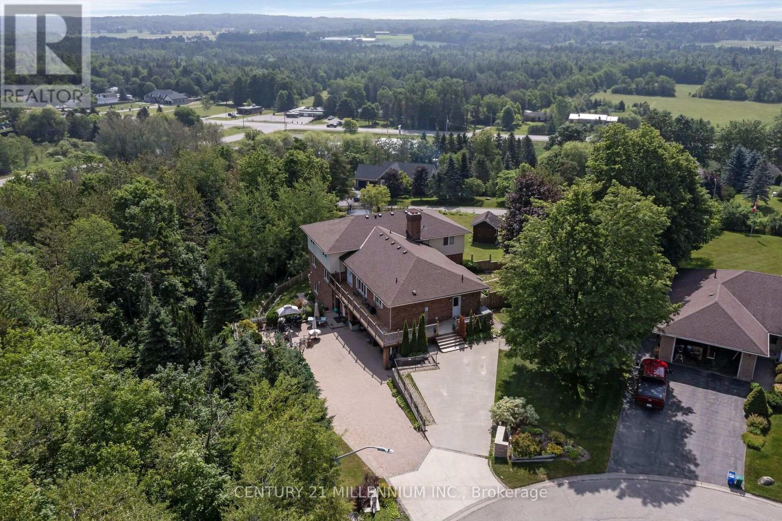6 KERRY COURT Property Photo 1