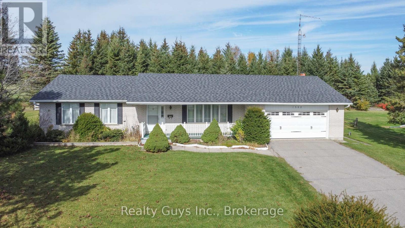 1582 Mount Pleasant Road Property Photo 1