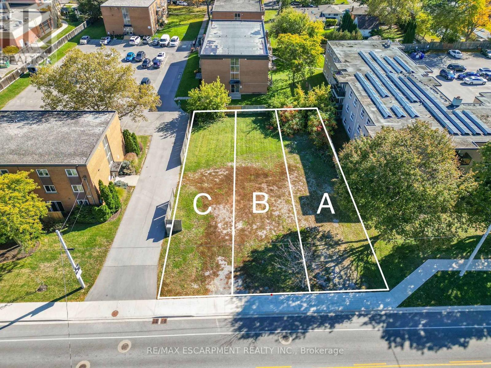 C - 574 ONTARIO STREET Property Photo 1