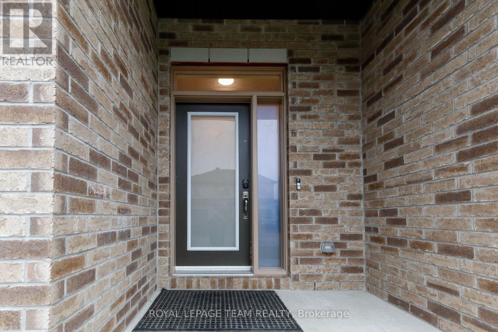32 Berryman Street Property Photo 3