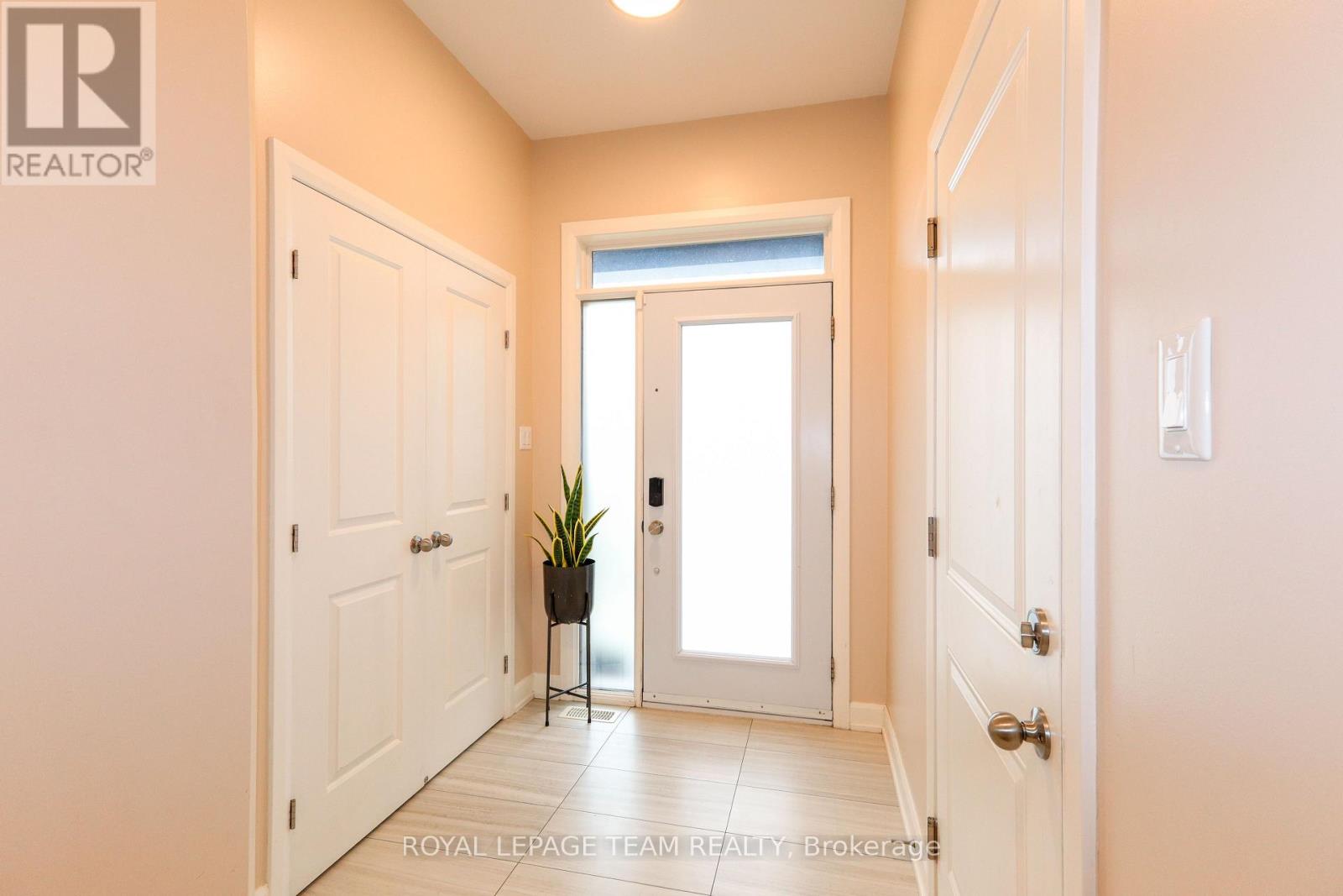32 Berryman Street Property Photo 4