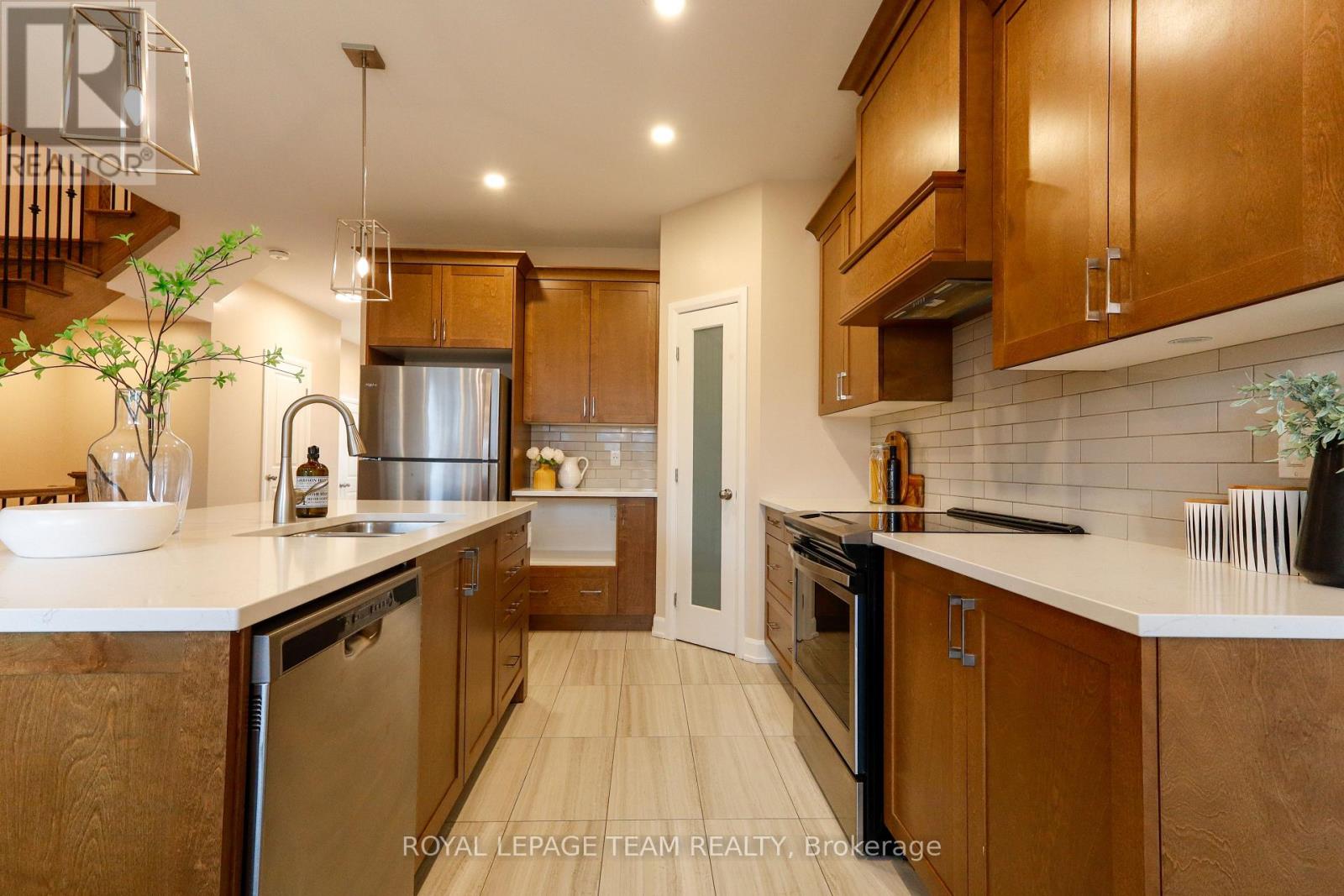 32 Berryman Street Property Photo 10