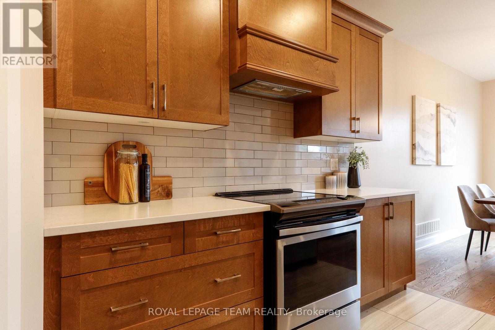 32 Berryman Street Property Photo 12