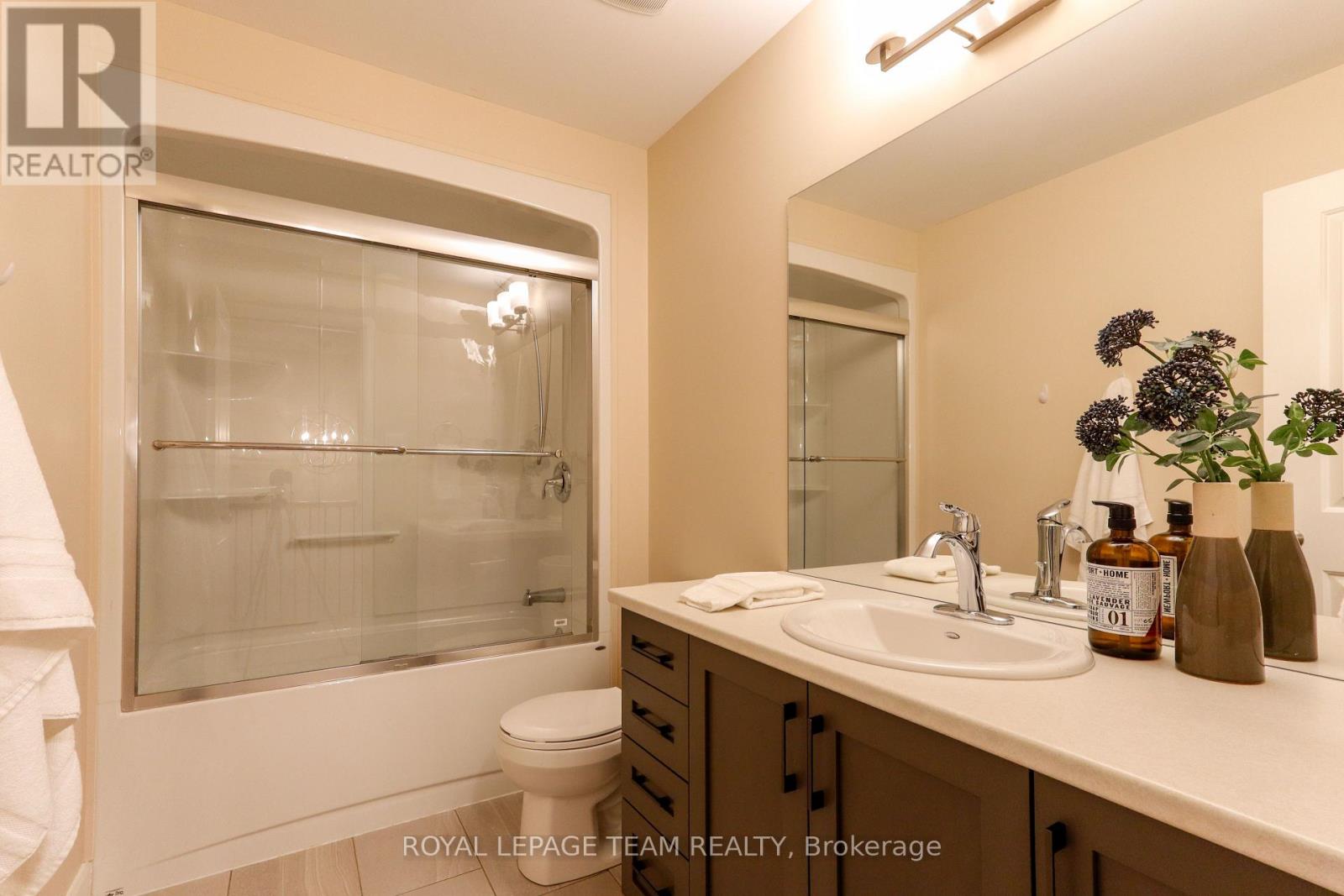 32 Berryman Street Property Photo 31