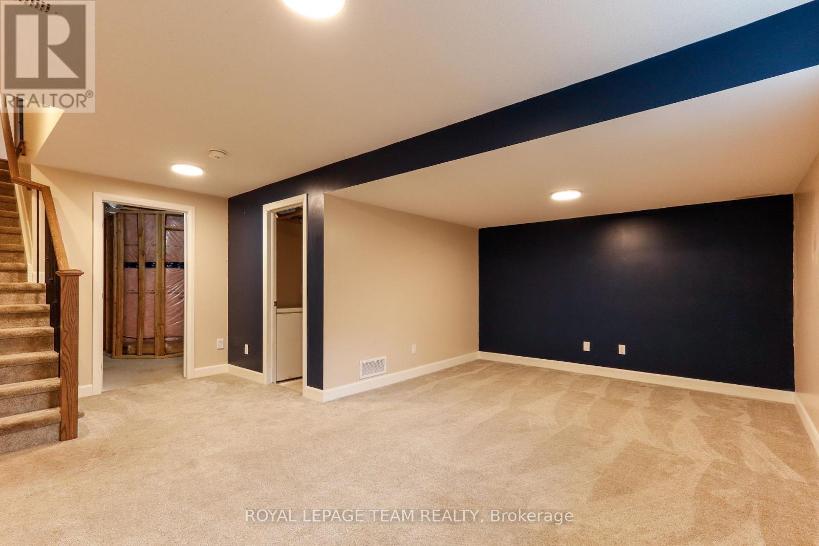 32 Berryman Street Property Photo 38