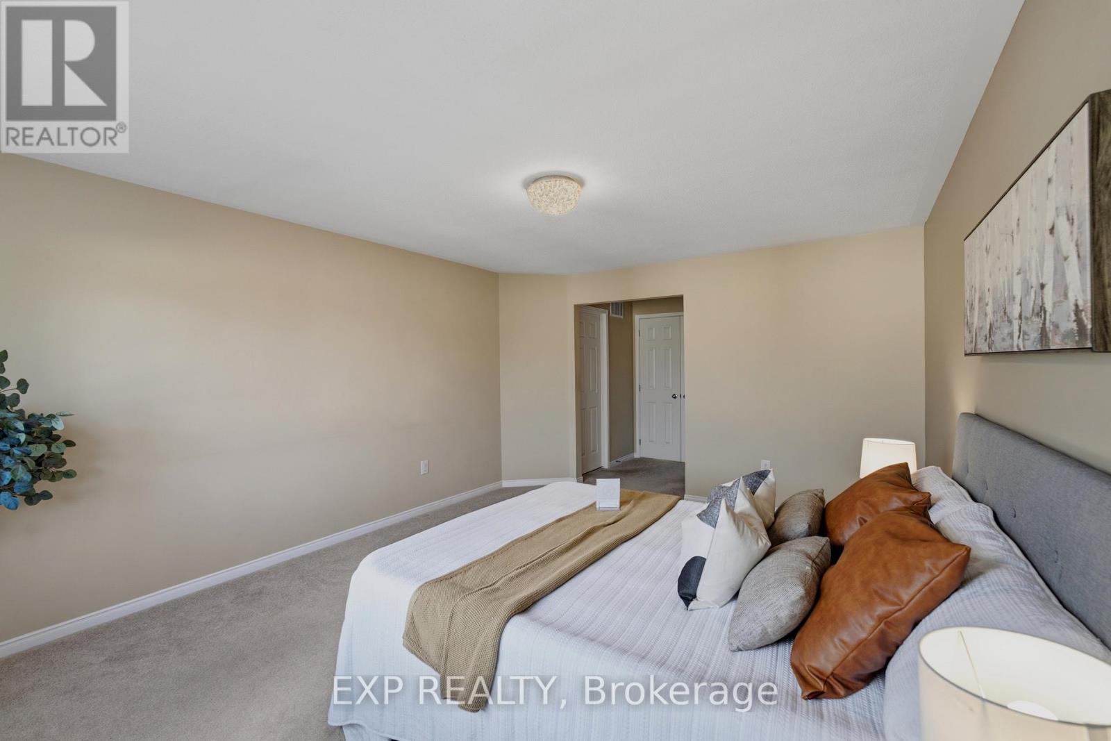 118 Laramie Crescent Property Photo 21