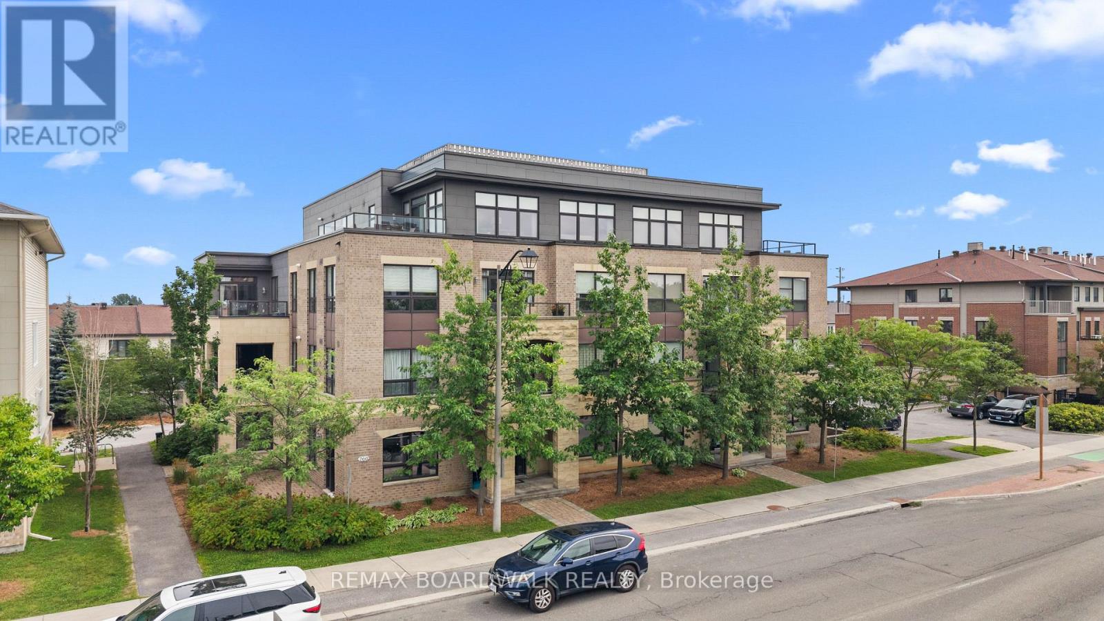 302 - 760 Chapman Mills Drive Property Photo 2