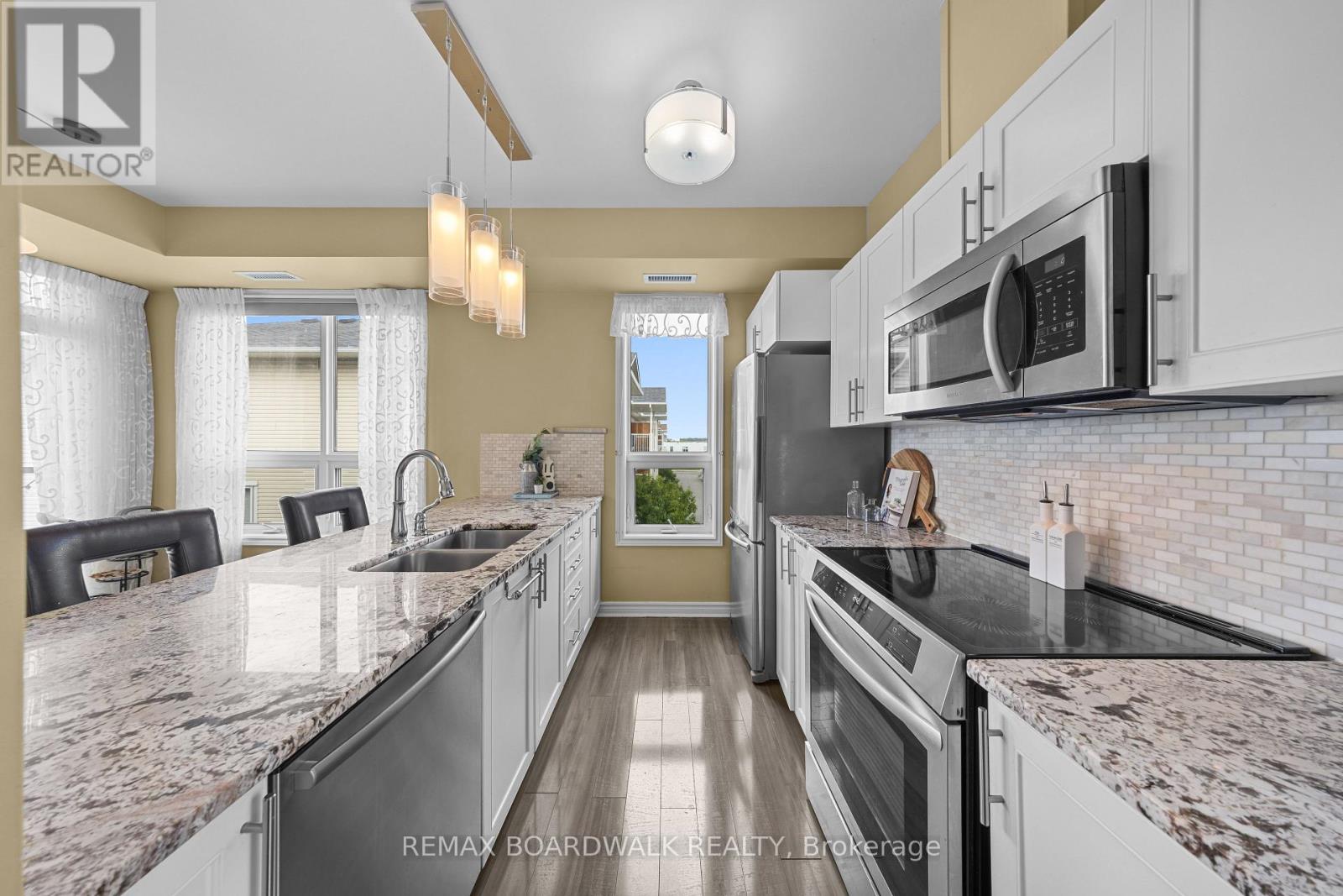 302 - 760 Chapman Mills Drive Property Photo 13