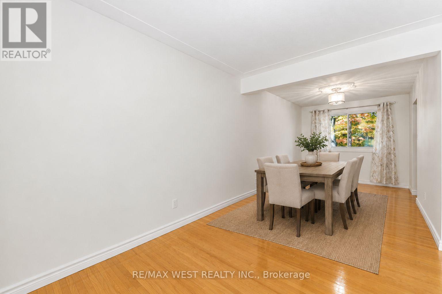 1380 Queen's Boulevard Property Photo 6