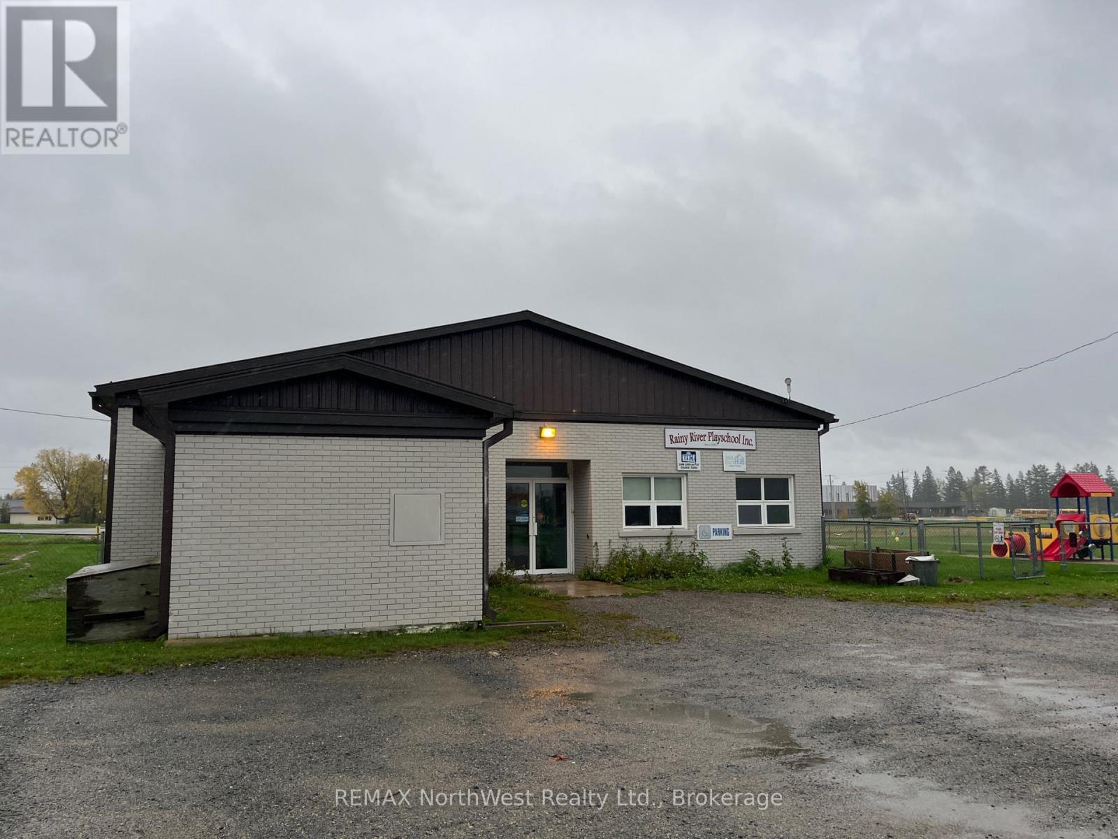 310 GOVERNMENT ROAD Property Photo 1