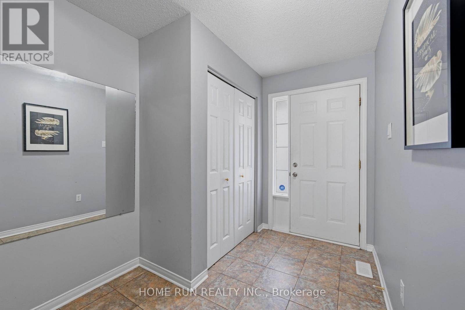 2632 Palings Private Property Photo 2