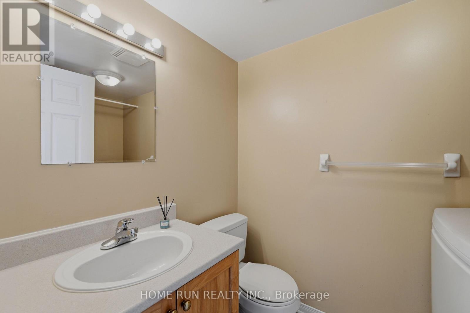 2632 Palings Private Property Photo 9