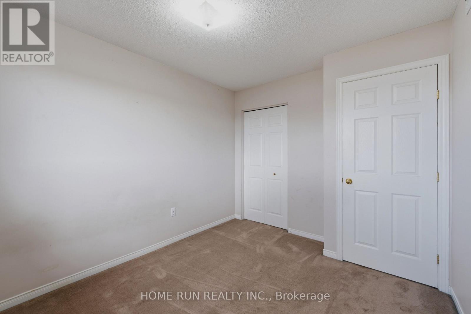 2632 Palings Private Property Photo 33