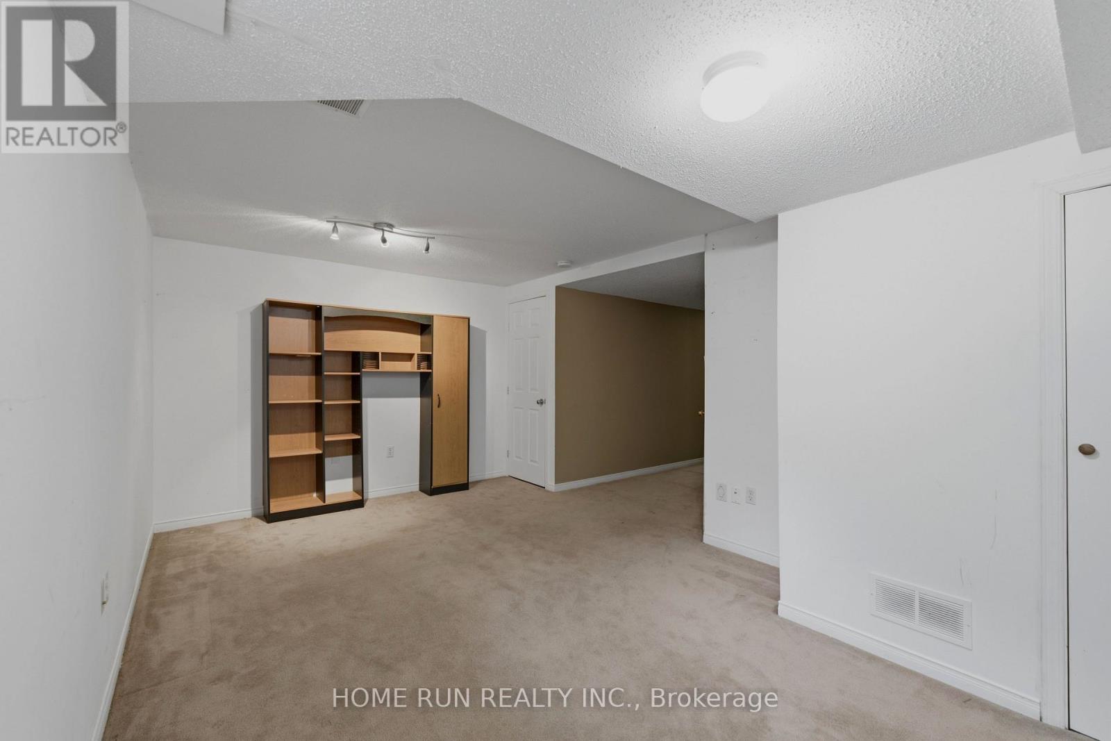 2632 Palings Private Property Photo 42