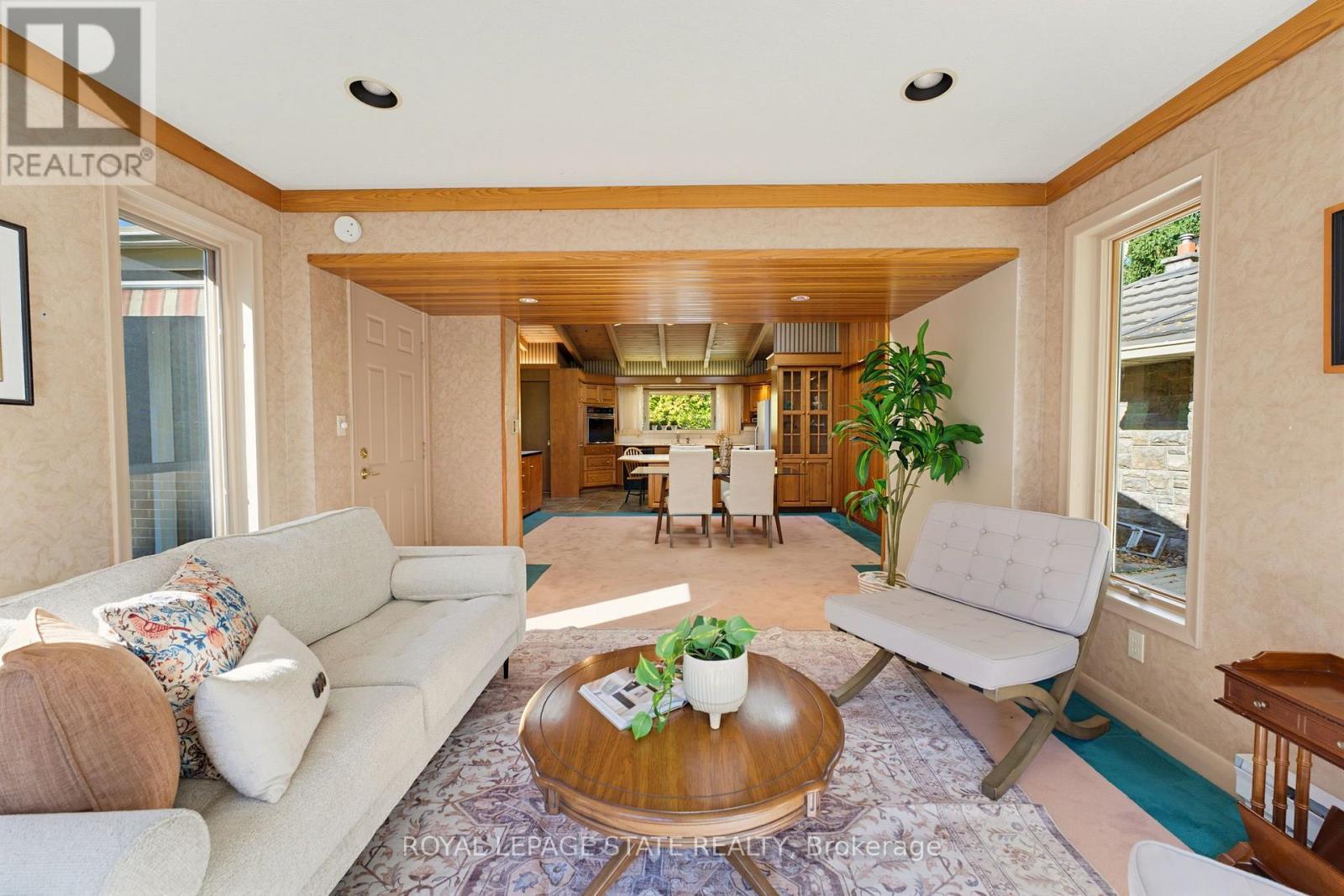 73 Grant Boulevard Property Photo 15