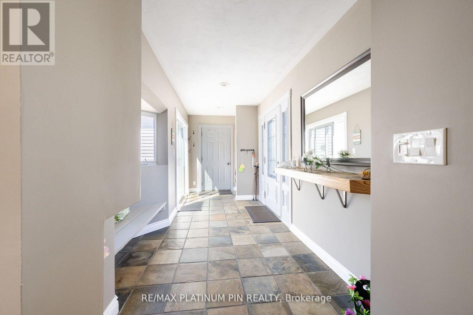 21 Longfield Drive Property Photo 2