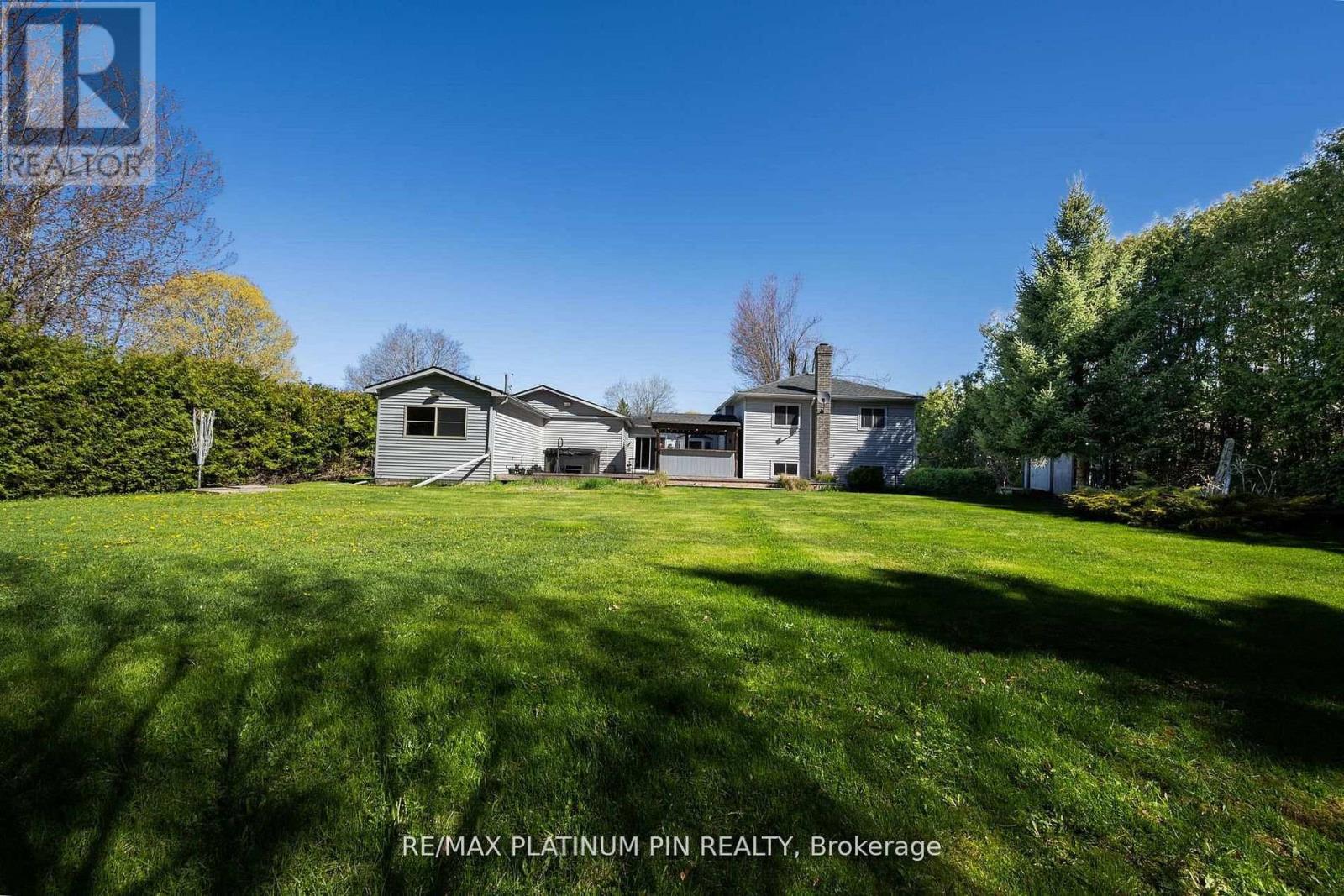 21 Longfield Drive Property Photo 16