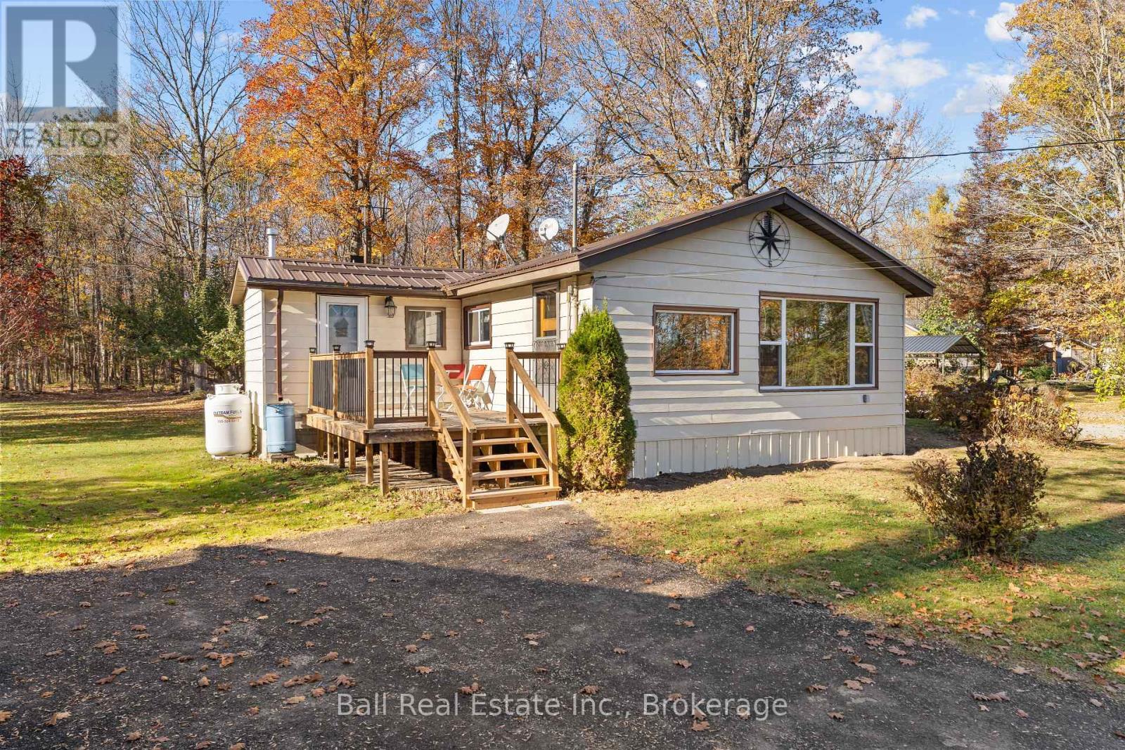 93 Northern Avenue Property Photo 2