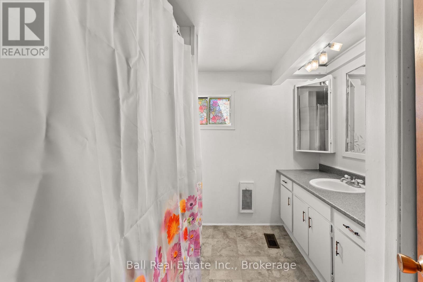 93 Northern Avenue Property Photo 23