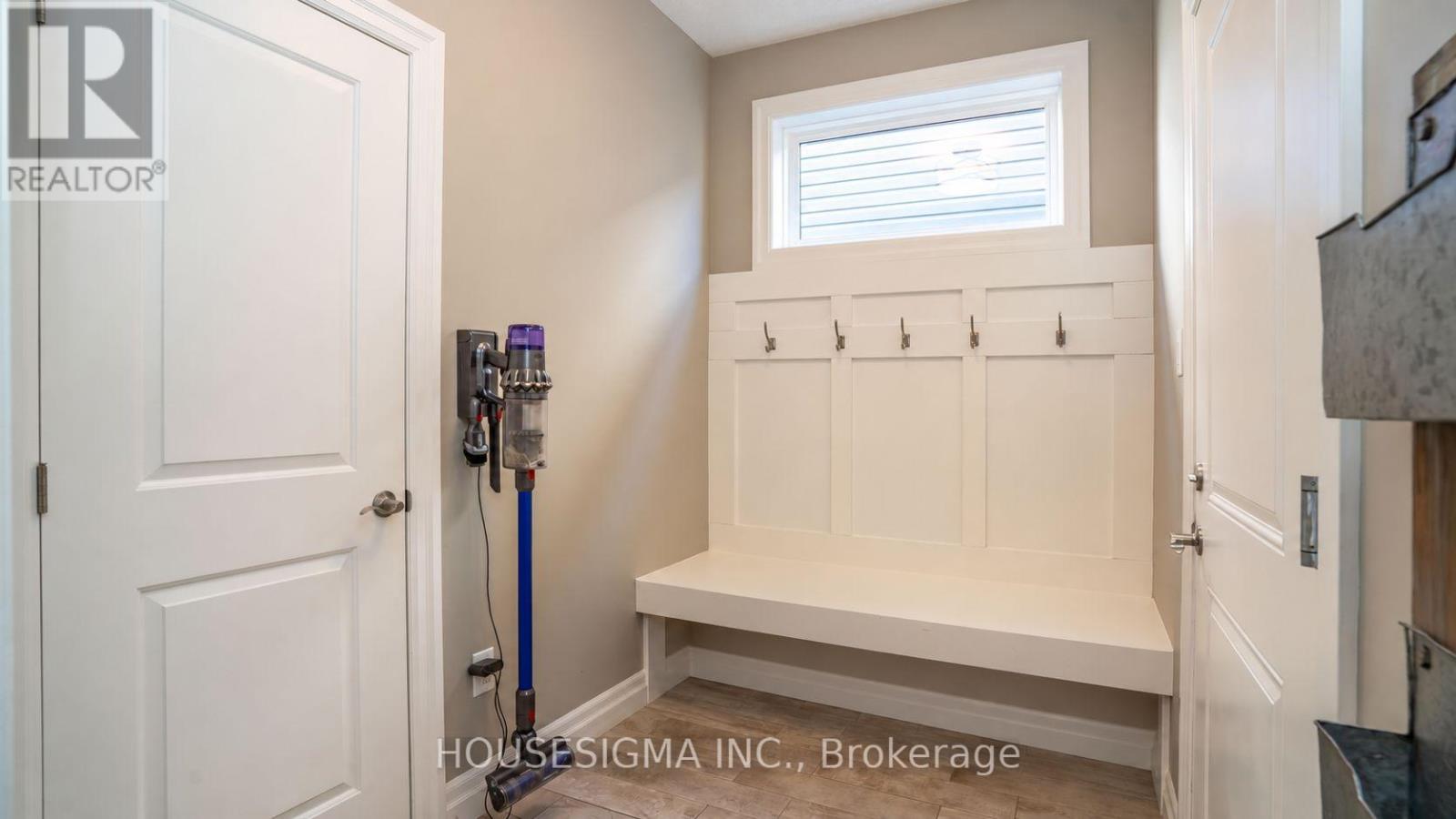 2428 Seven Oaks Ridge Property Photo 20