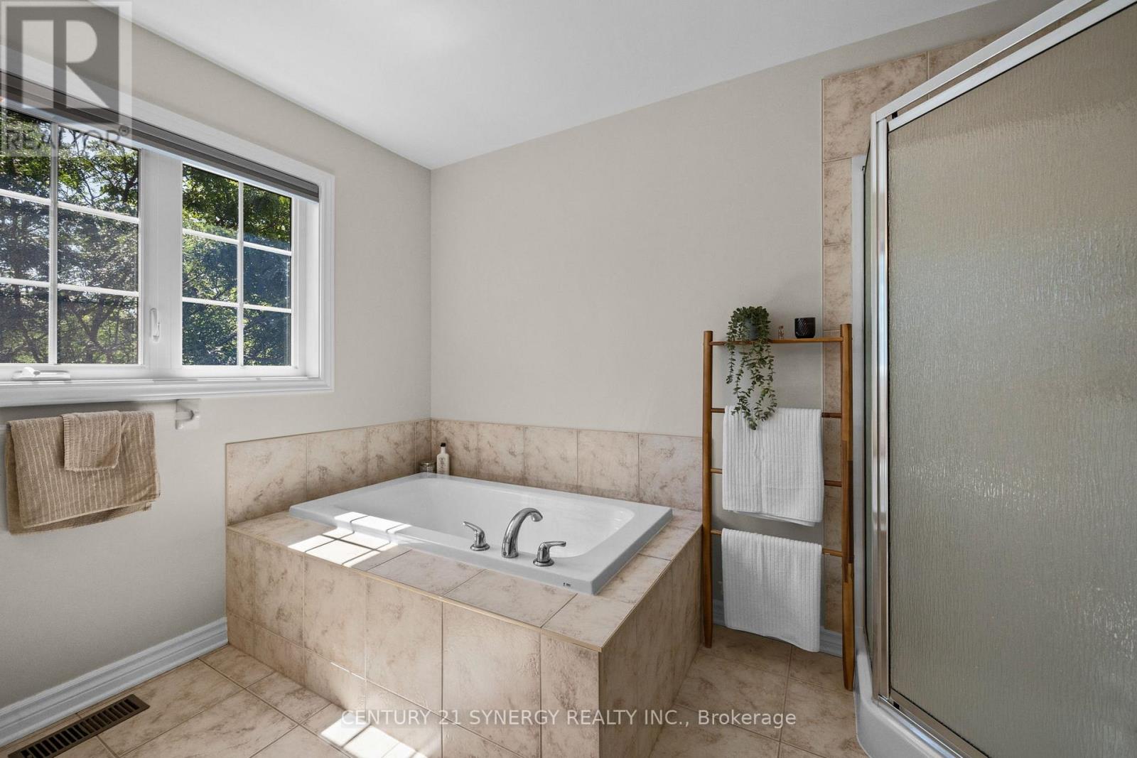 512 Cherokee Way Property Photo 22