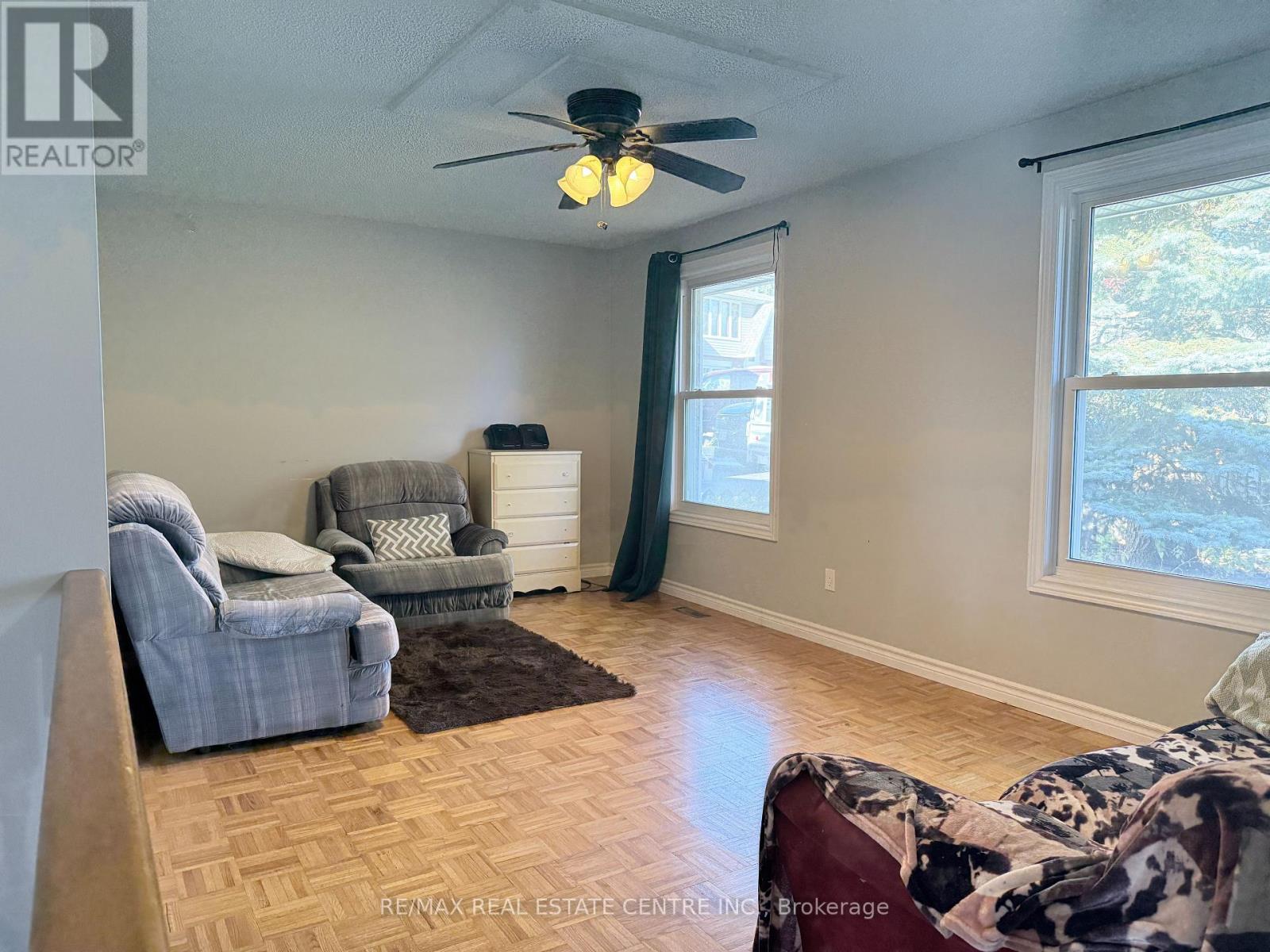 42 Southwood Court Property Photo 4