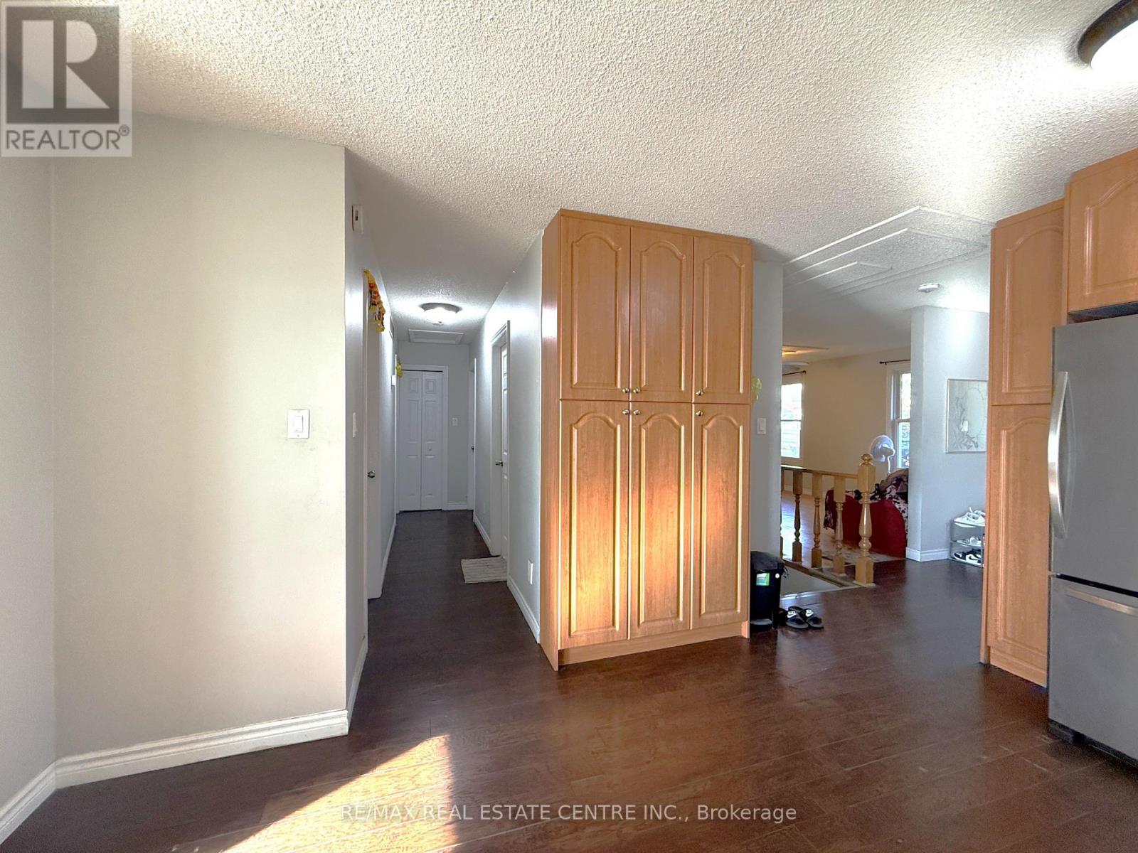 42 Southwood Court Property Photo 7