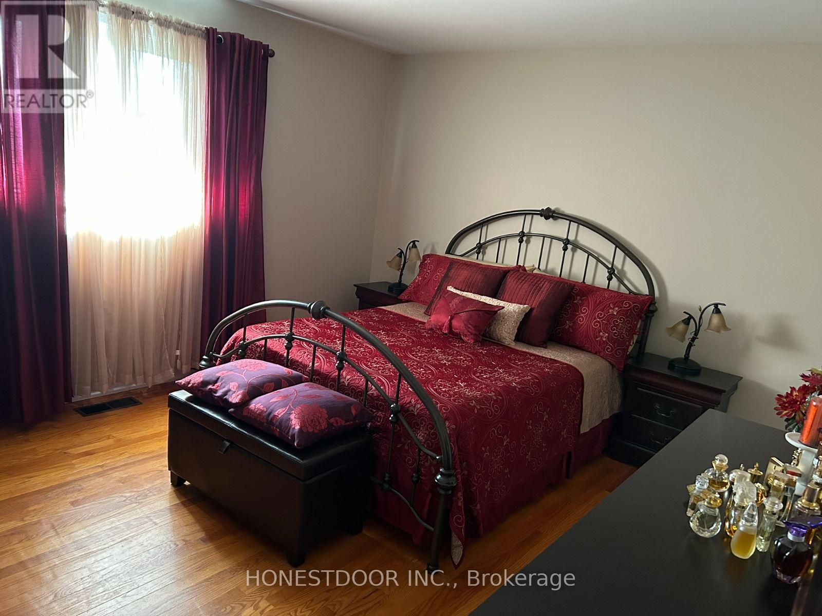 92 Doane Street Property Photo 9