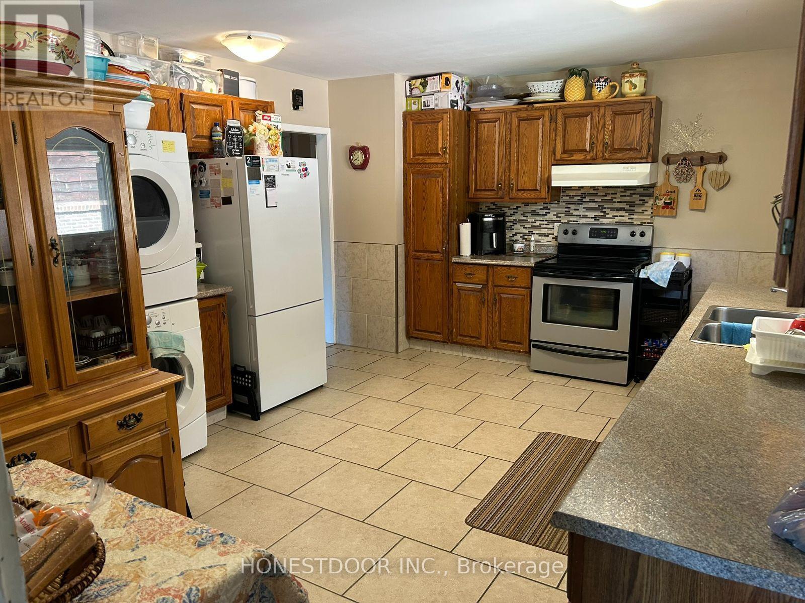 92 Doane Street Property Photo 11