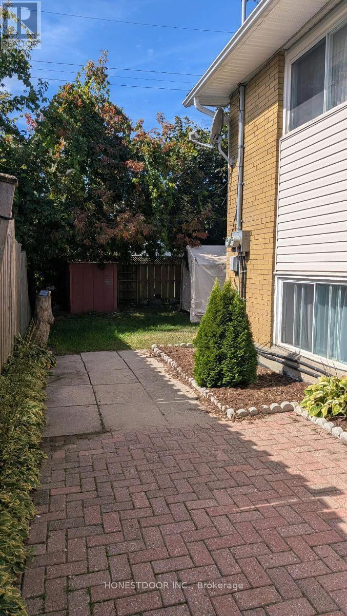 92 Doane Street Property Photo 25