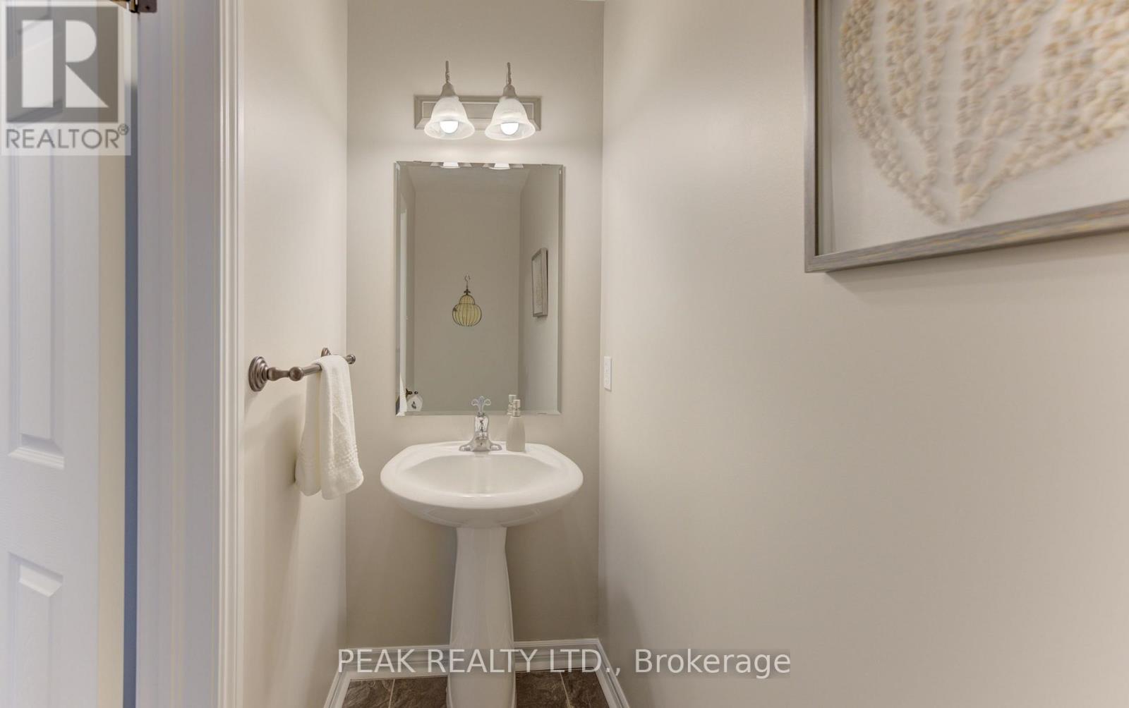 28 Roth Avenue Property Photo 11
