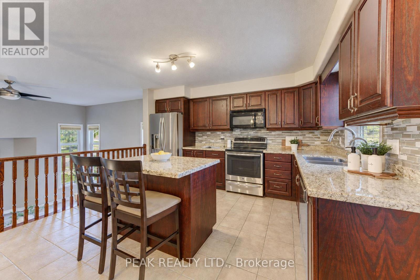 28 Roth Avenue Property Photo 16
