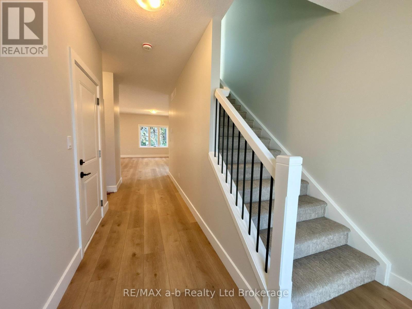 41 Cash Crescent Property Photo 15