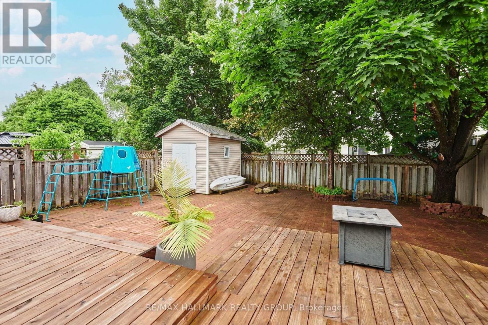 8 Masonbrook Street Property Photo 14