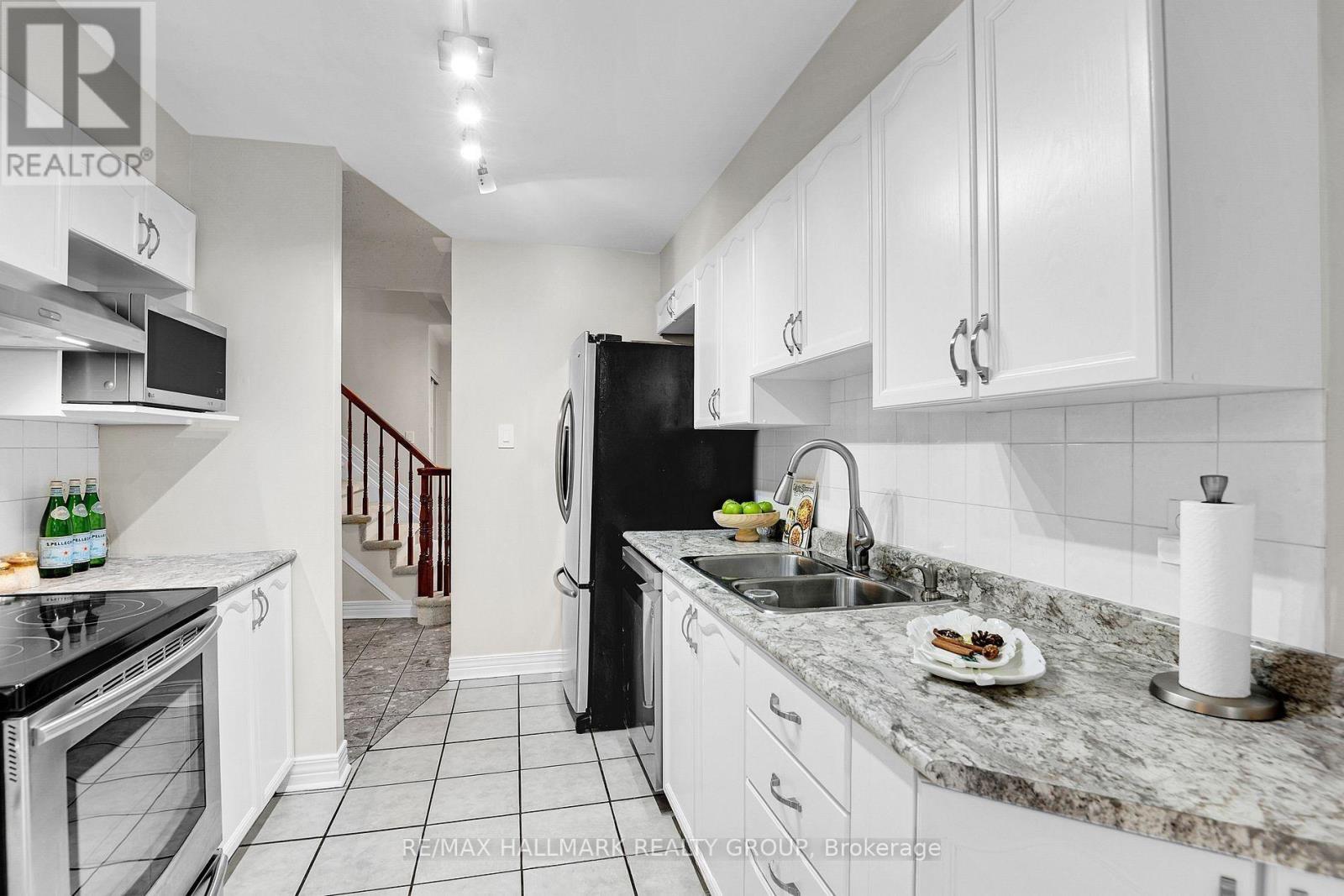8 Masonbrook Street Property Photo 17