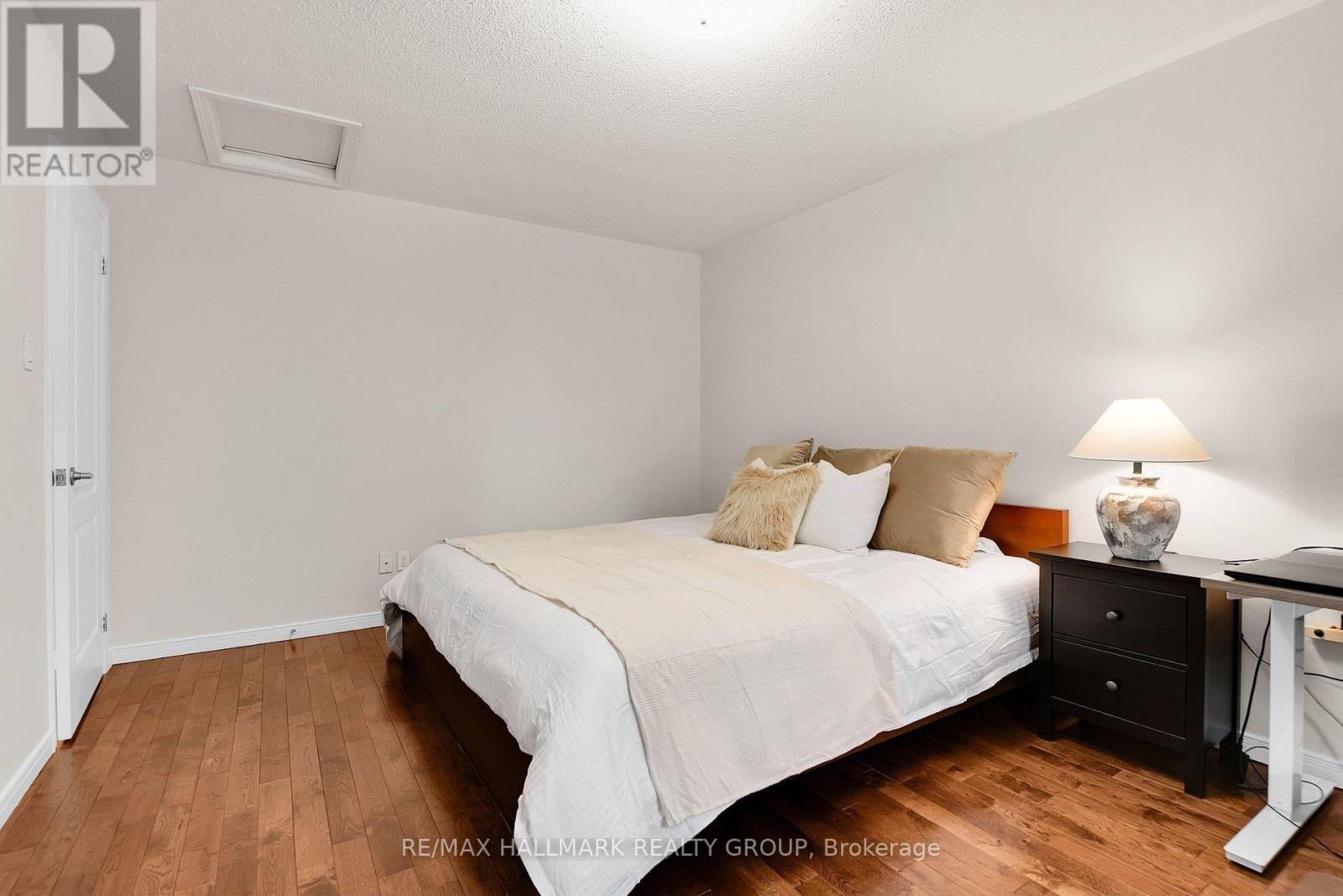 8 Masonbrook Street Property Photo 27