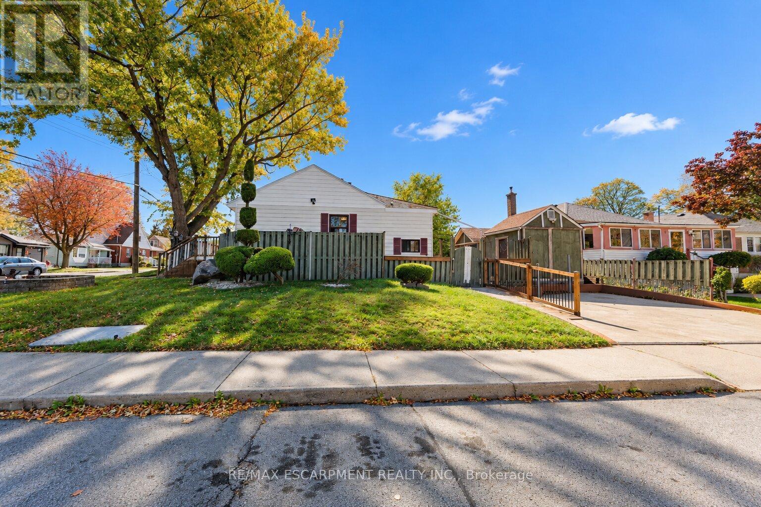 28 Shadyside Avenue Property Photo 38